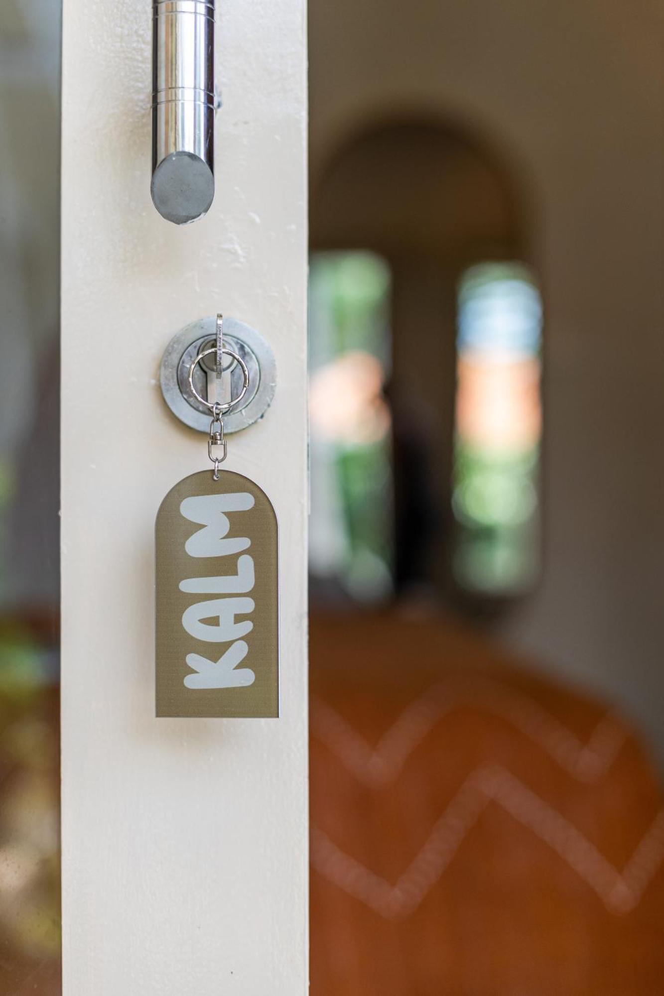 Kalm Bali Hotel Canggu Buitenkant foto