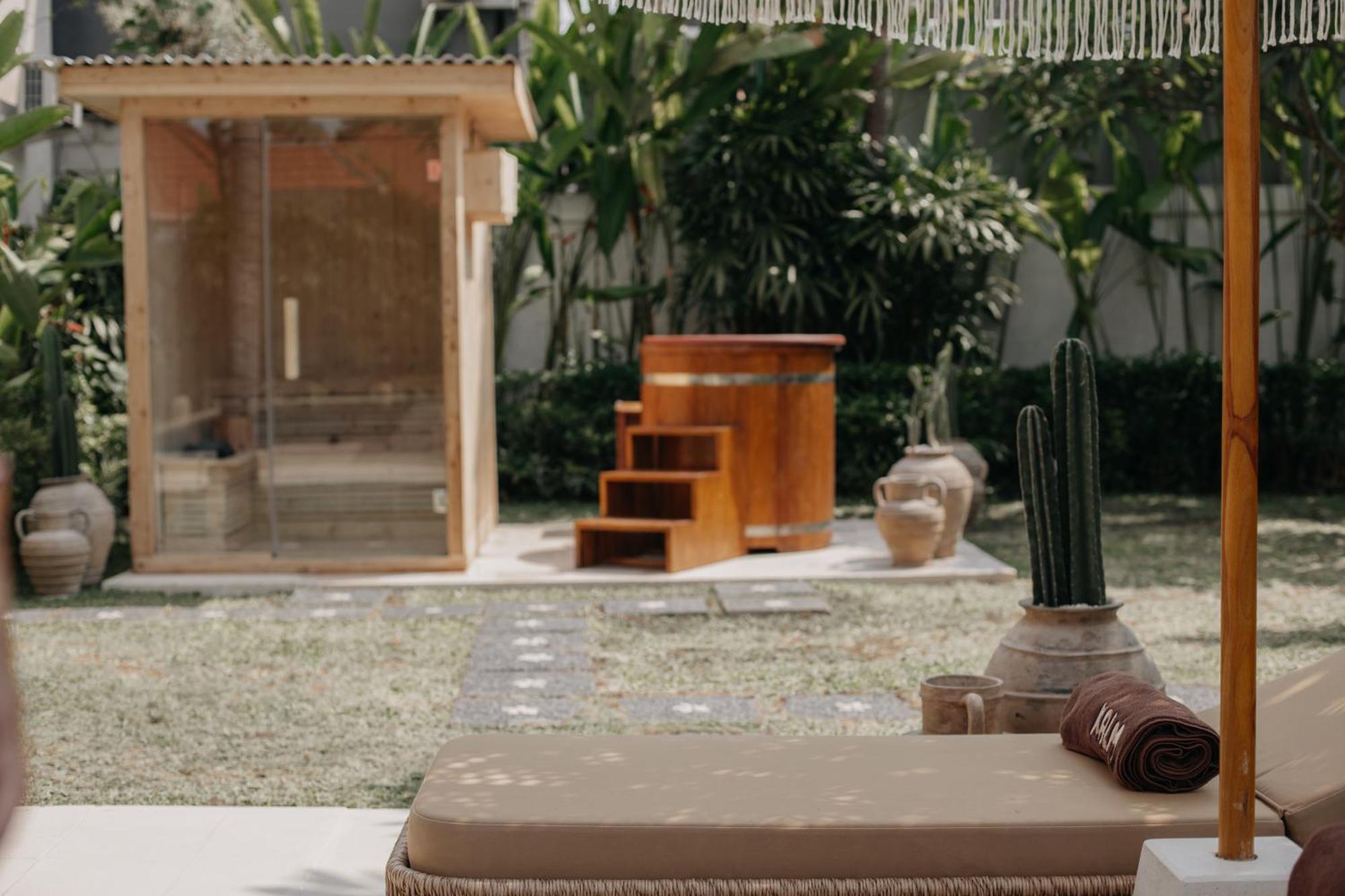 Kalm Bali Hotel Canggu Buitenkant foto